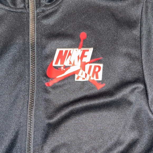 NWOT Nike Air Jordan Men's zip up jacket (size SMALL) - Picture 3 of 5